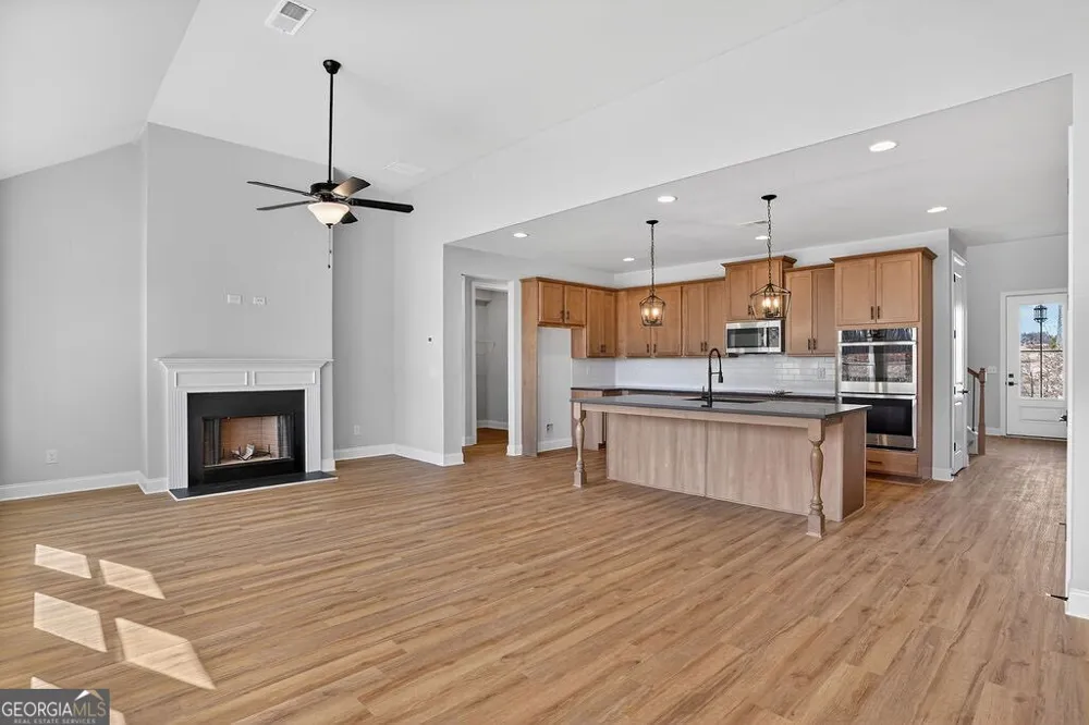 174 Classic Overlook Homer, GA 30547
