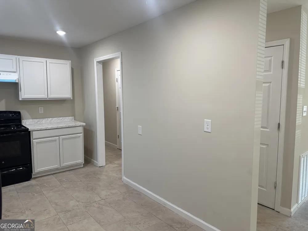 423 King DR Warner Robins, GA 31093
