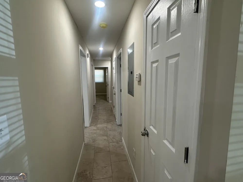 423 King DR Warner Robins, GA 31093