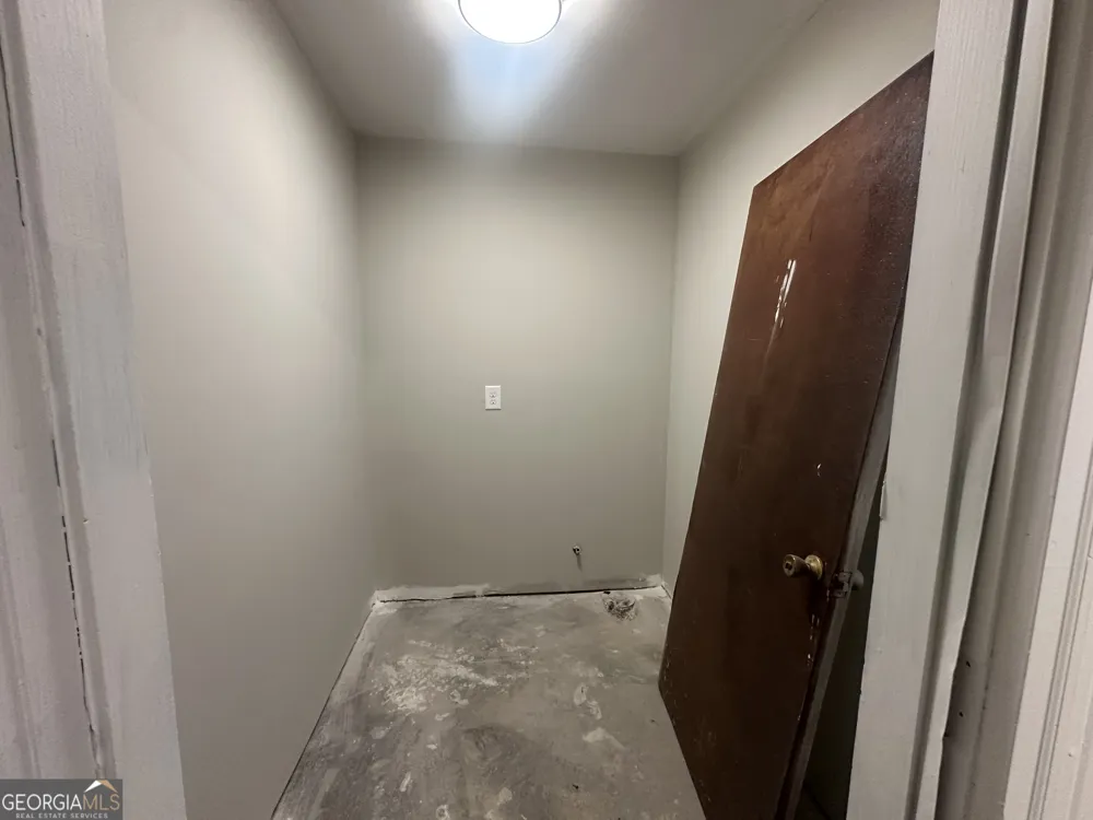 423 King DR Warner Robins, GA 31093