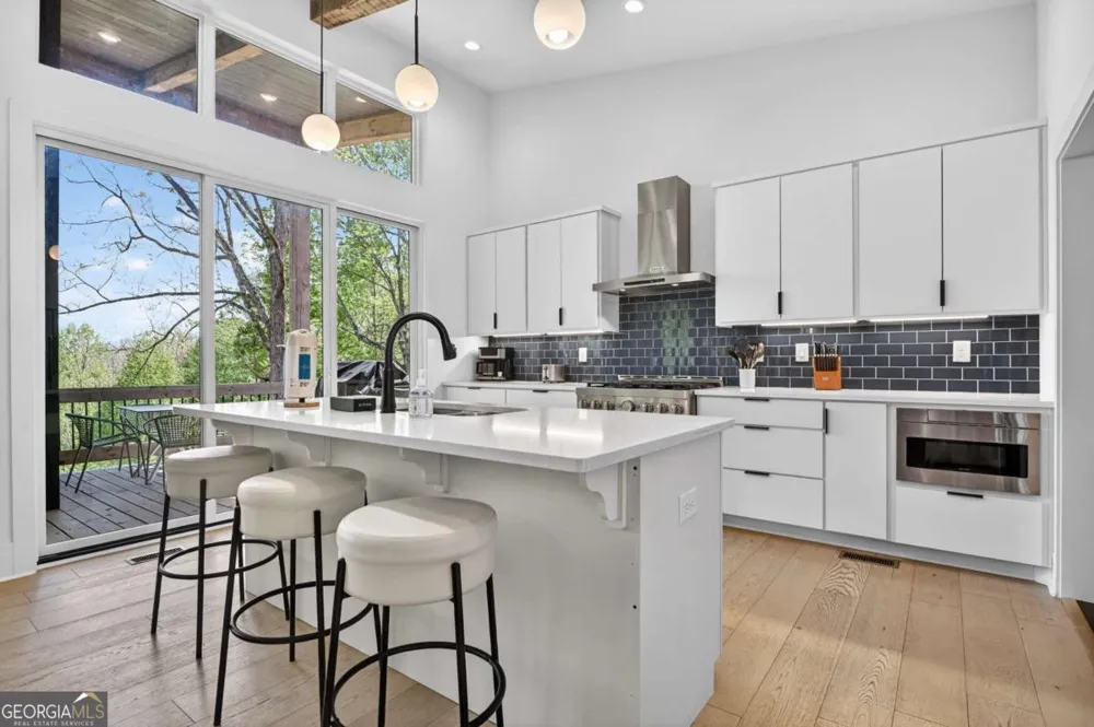 315 Blue Berry RDG Morganton, GA 30560