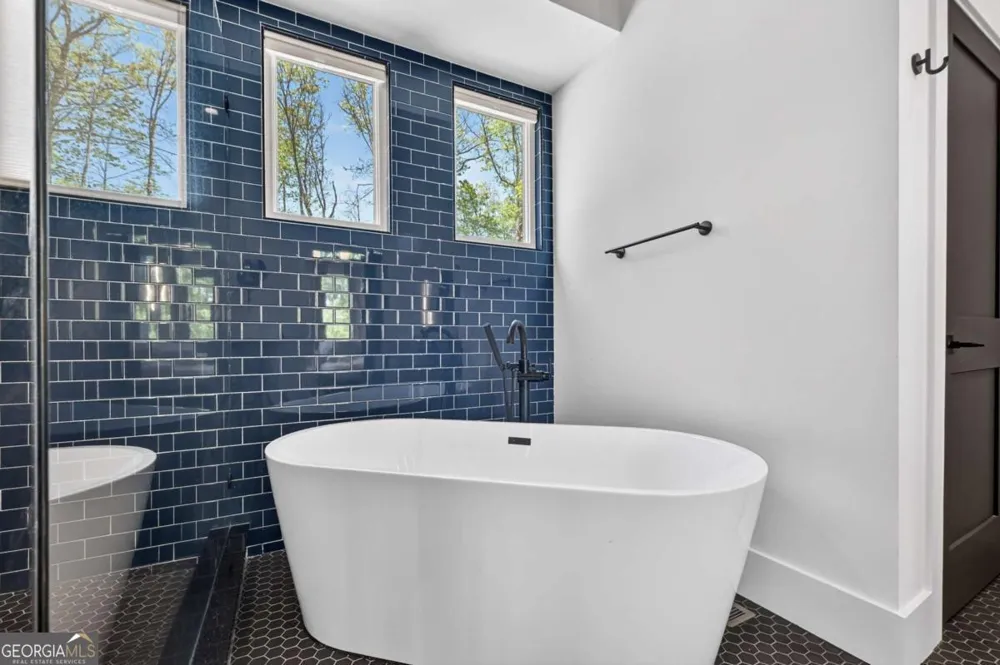 315 Blue Berry RDG Morganton, GA 30560