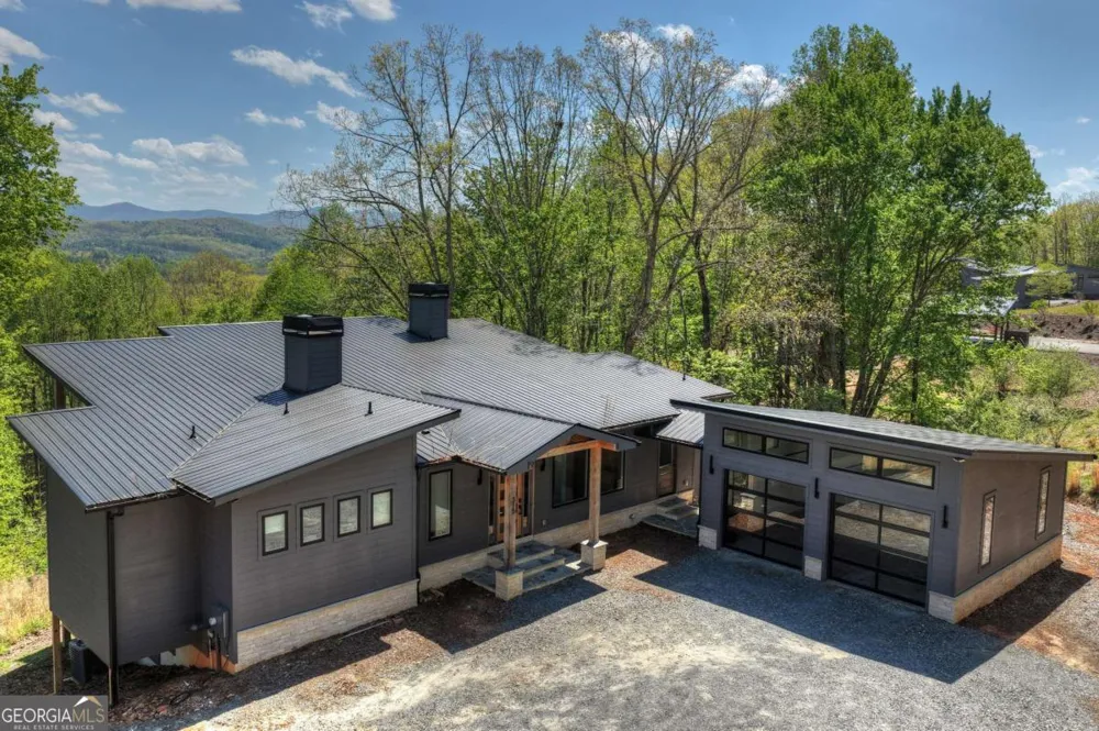 315 Blue Berry RDG Morganton, GA 30560