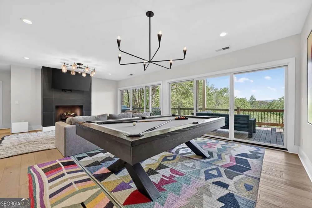 315 Blue Berry RDG Morganton, GA 30560