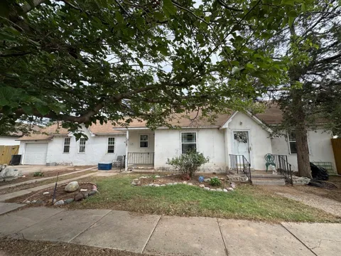 500 E 4th Street