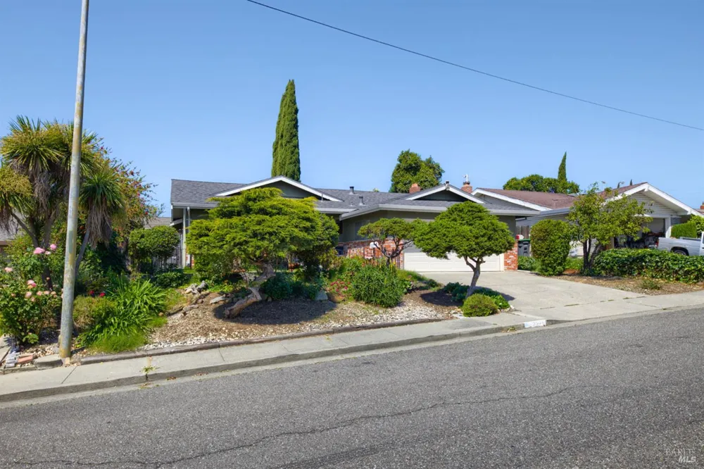 2275 Cambridge Drive Fairfield, CA 94533