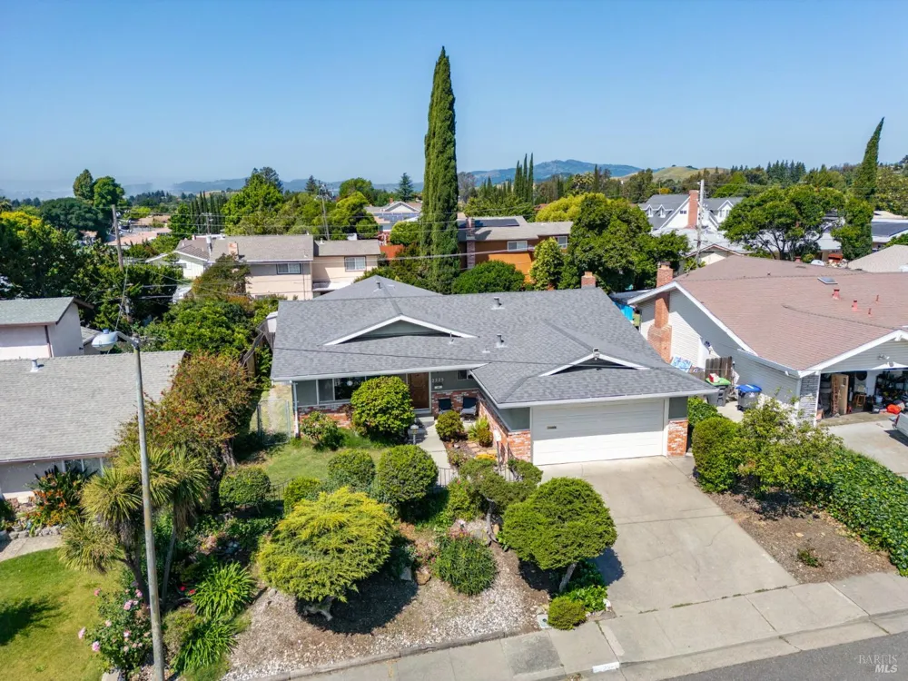 2275 Cambridge Drive Fairfield, CA 94533