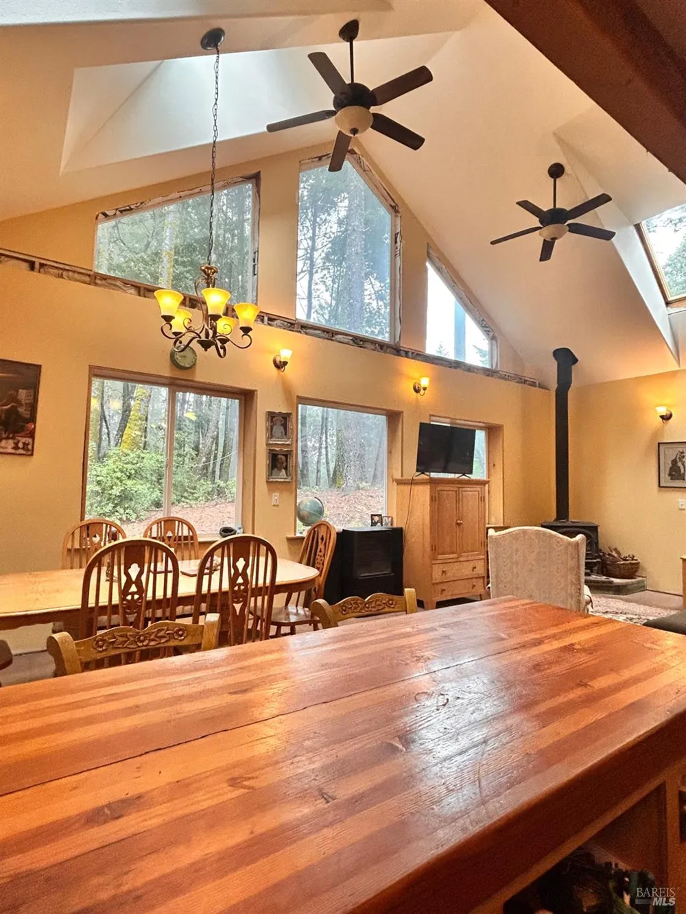 29281 Timberline Road Willits, CA 95490