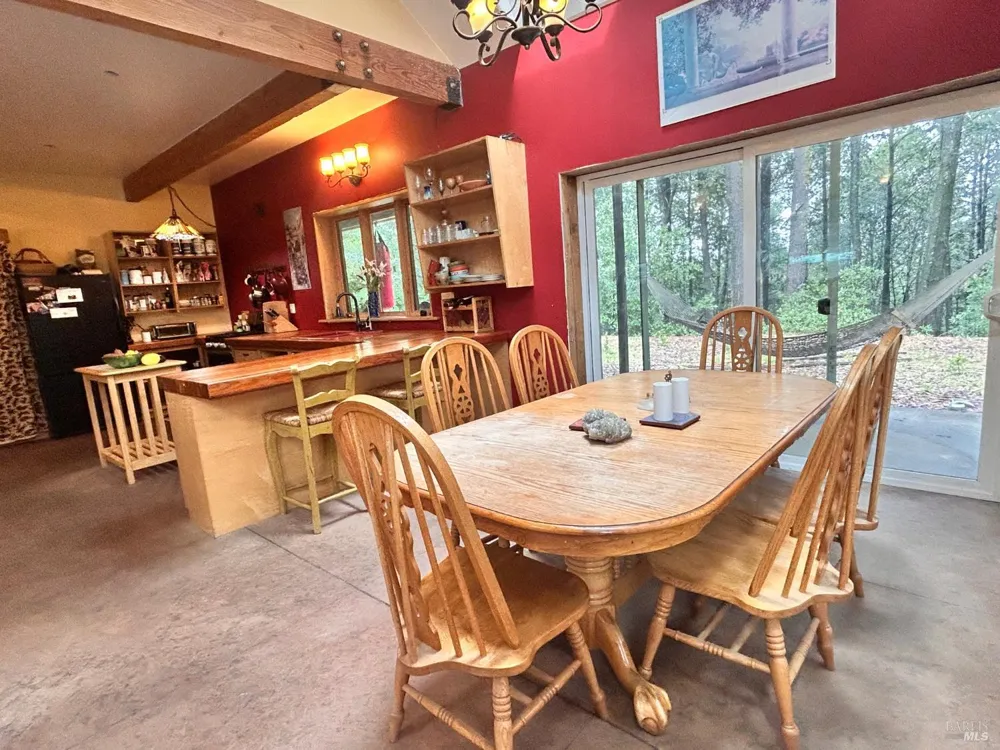 29281 Timberline Road Willits, CA 95490