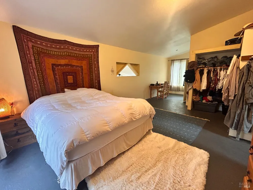 29281 Timberline Road Willits, CA 95490