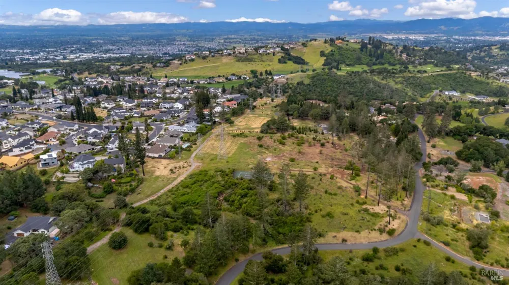 164 Meadowcroft Way Santa Rosa, CA 95403