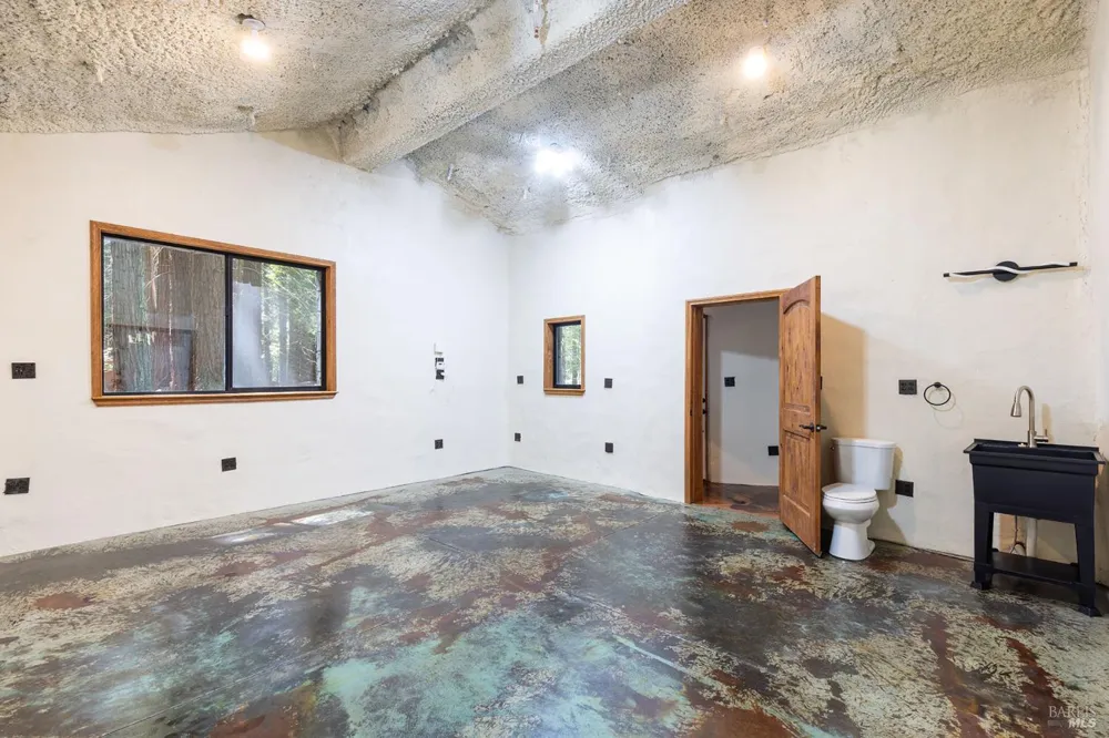 2264 Joy Ridge Road Occidental, CA 95465