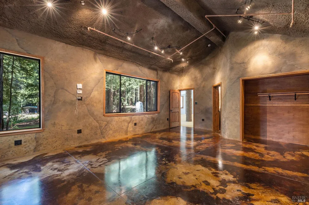 2264 Joy Ridge Road Occidental, CA 95465