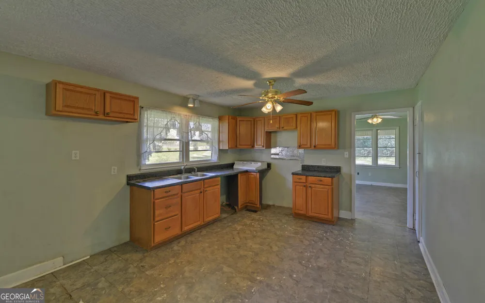 2023 Bowman HWY NW Dewy Rose, GA 30634