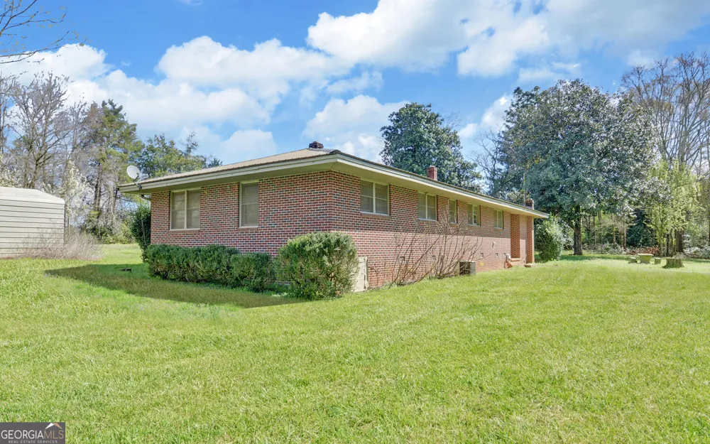 2023 Bowman HWY NW Dewy Rose, GA 30634