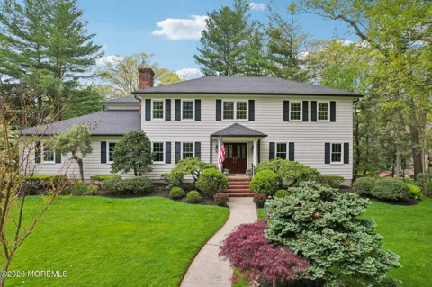 523 Bowne Road