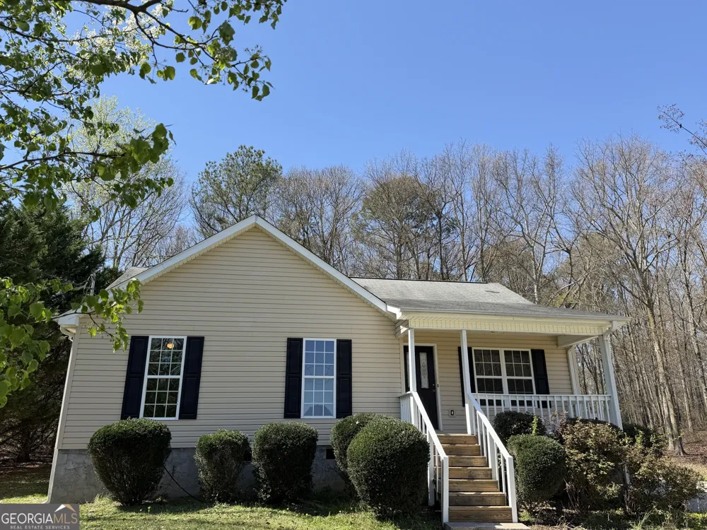1164 Bert Moorehead RD Canon, GA 30520