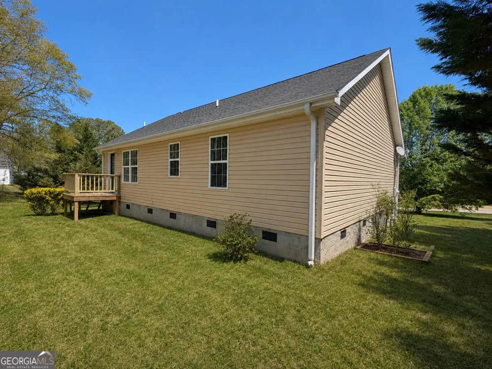1164 Bert Moorehead RD Canon, GA 30520