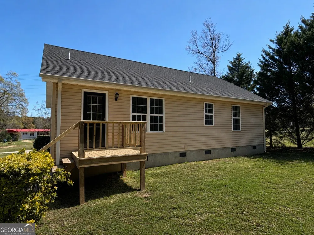 1164 Bert Moorehead RD Canon, GA 30520