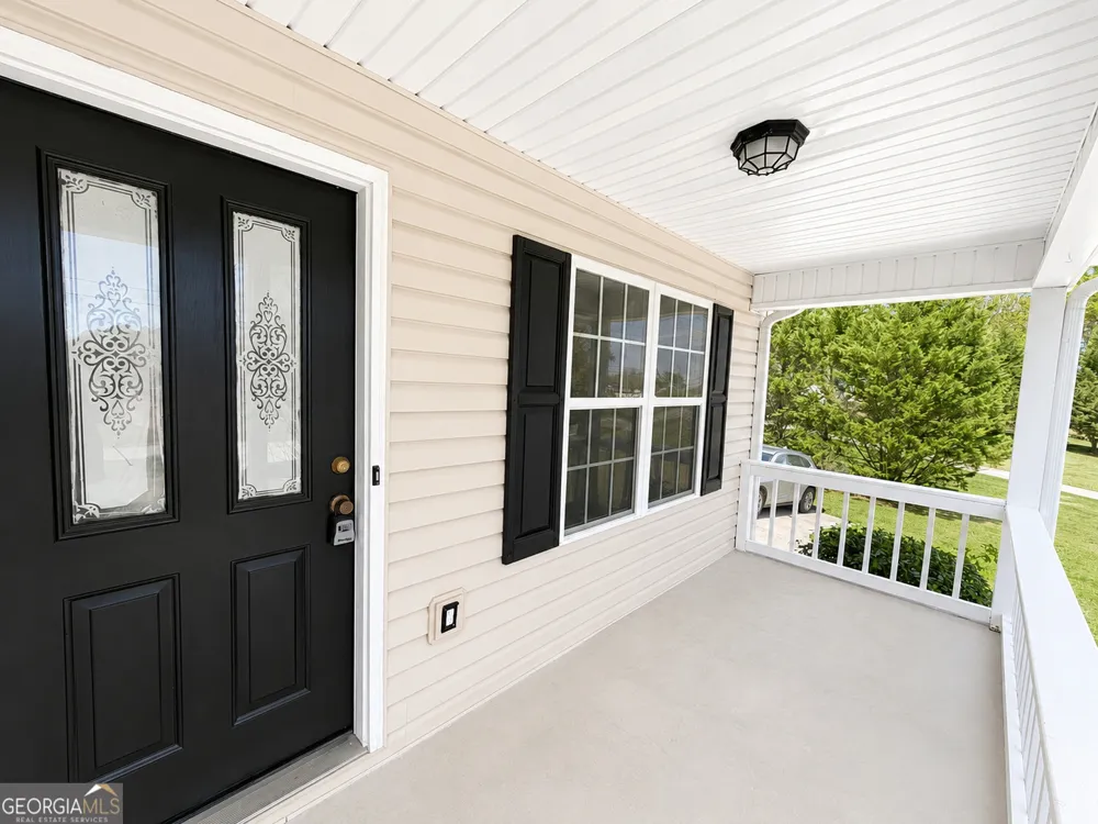 1164 Bert Moorehead RD Canon, GA 30520