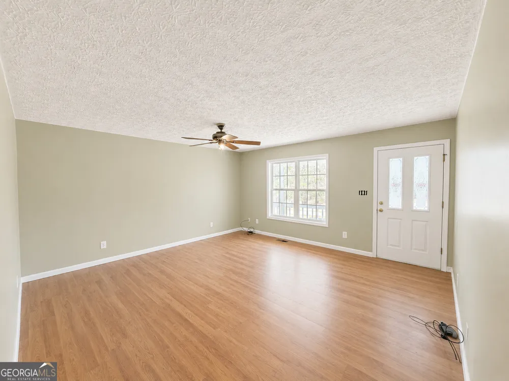 1164 Bert Moorehead RD Canon, GA 30520