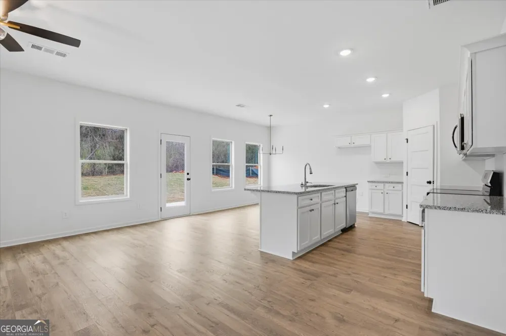 7 Morningside CT Thomaston, GA 30286