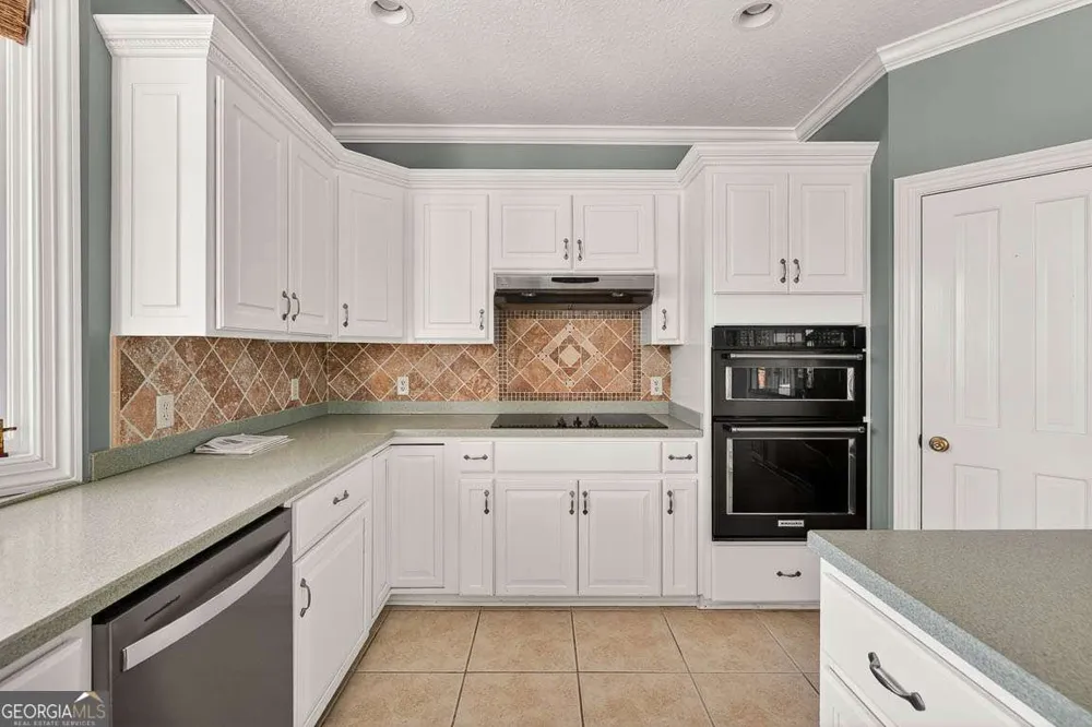 466 Midway CIR Brunswick, GA 31523