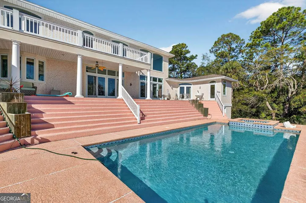466 Midway CIR Brunswick, GA 31523
