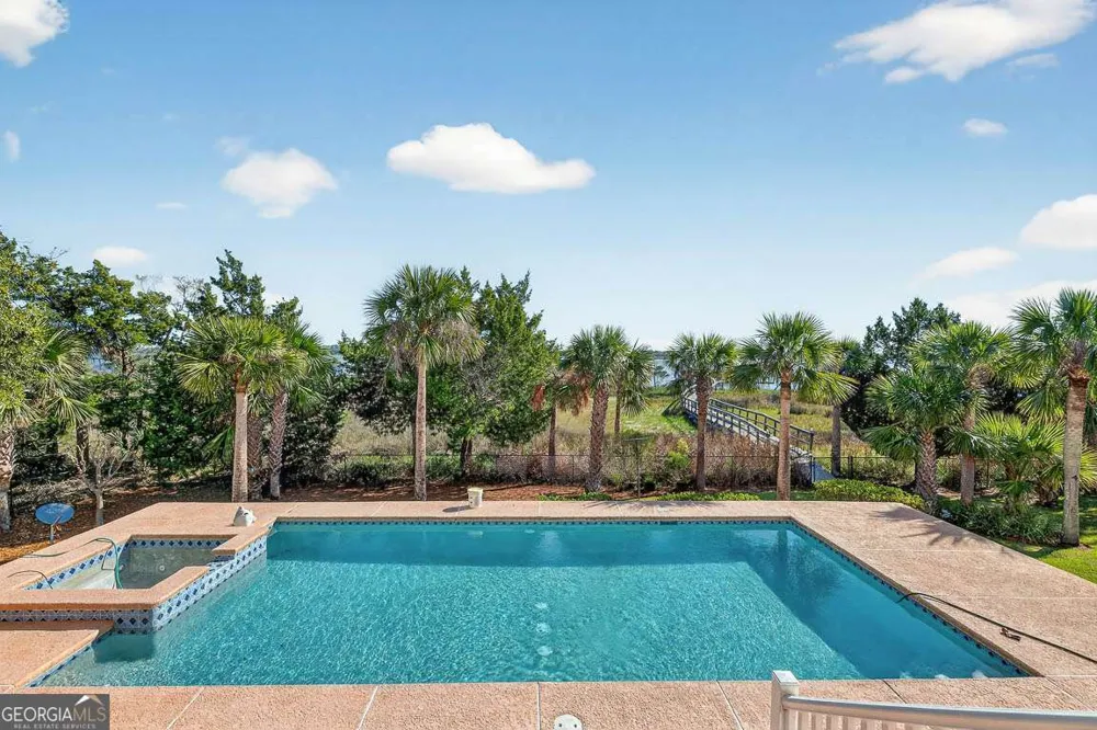 466 Midway CIR Brunswick, GA 31523