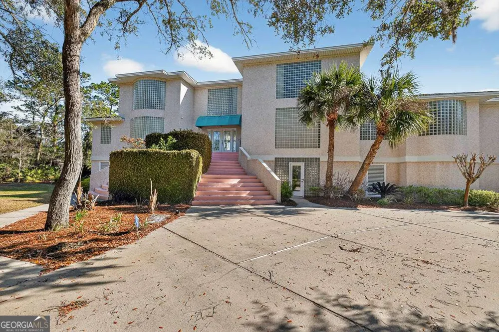 466 Midway CIR Brunswick, GA 31523