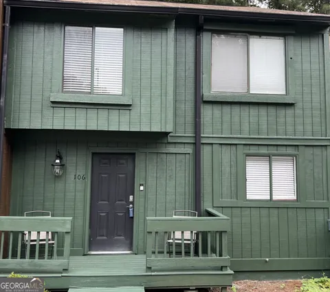 106 Fernbanks CT