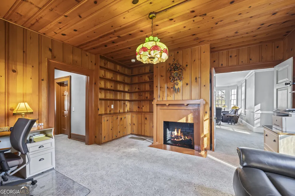 215 Hartwell RD Lavonia, GA 30553