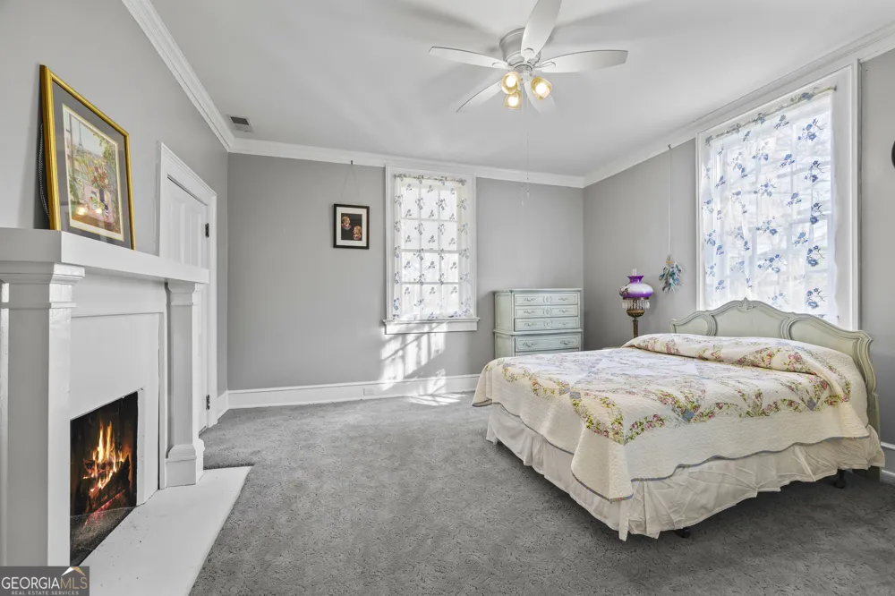 215 Hartwell RD Lavonia, GA 30553