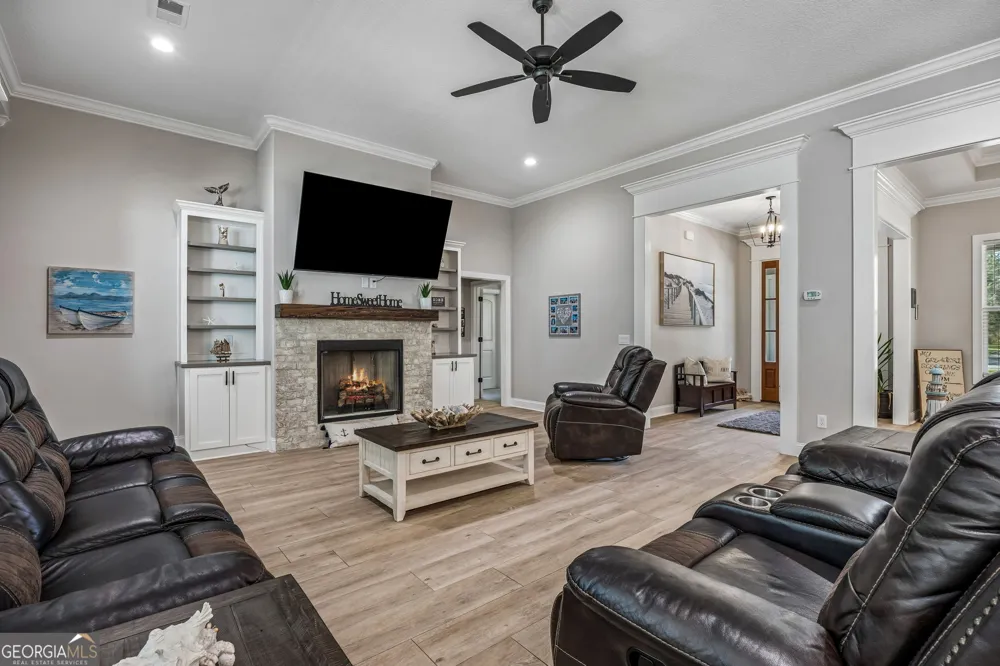 105 Sunset DR Woodbine, GA 31569