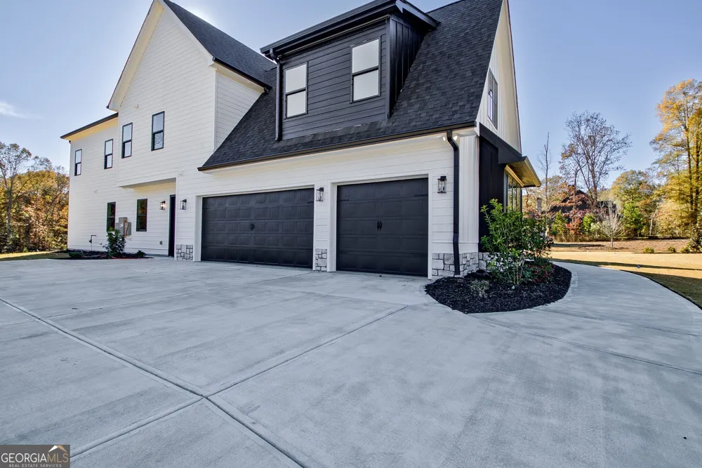 130 Grace Hope DR Brooks, GA 30205