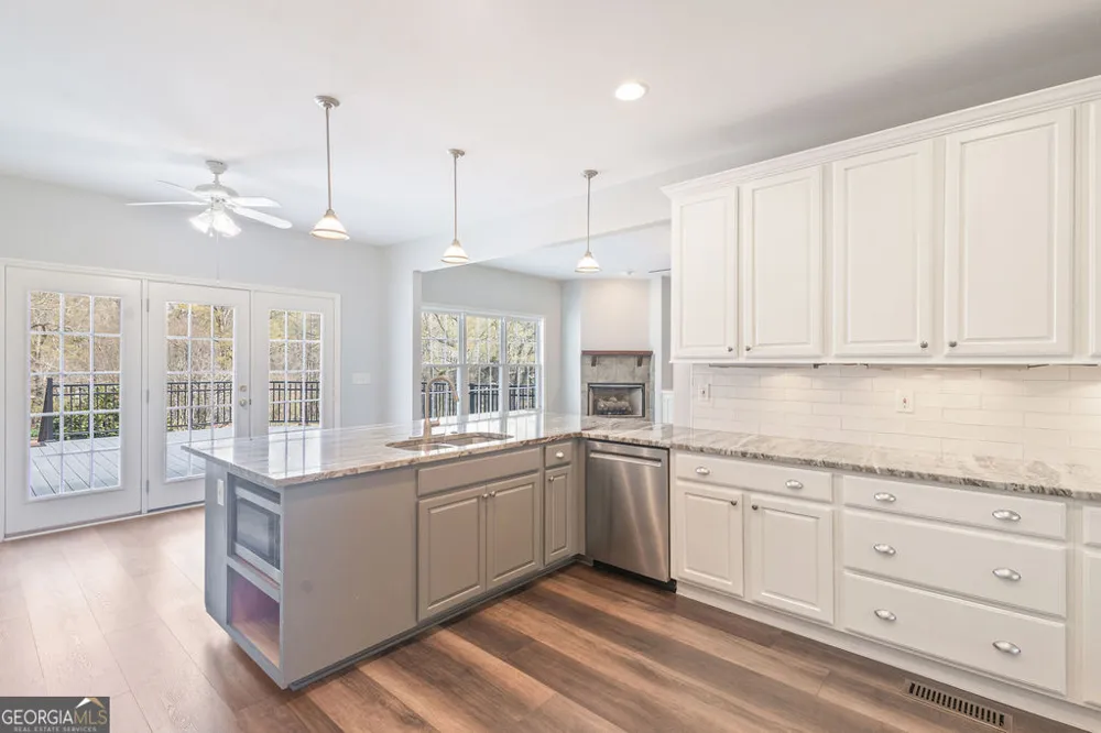 188 Ball ST Moreland, GA 30259