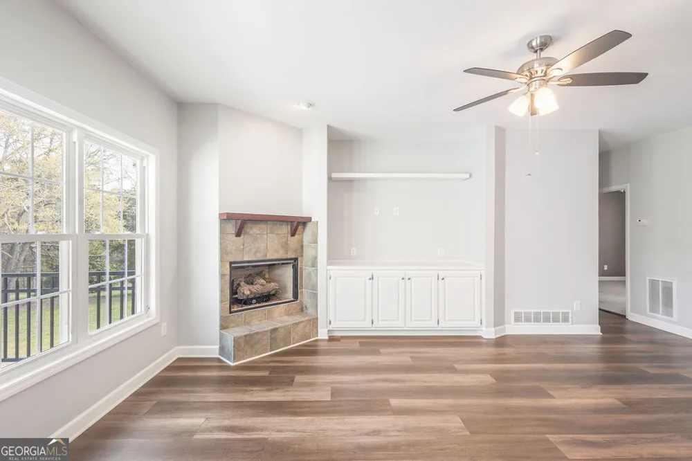 188 Ball ST Moreland, GA 30259