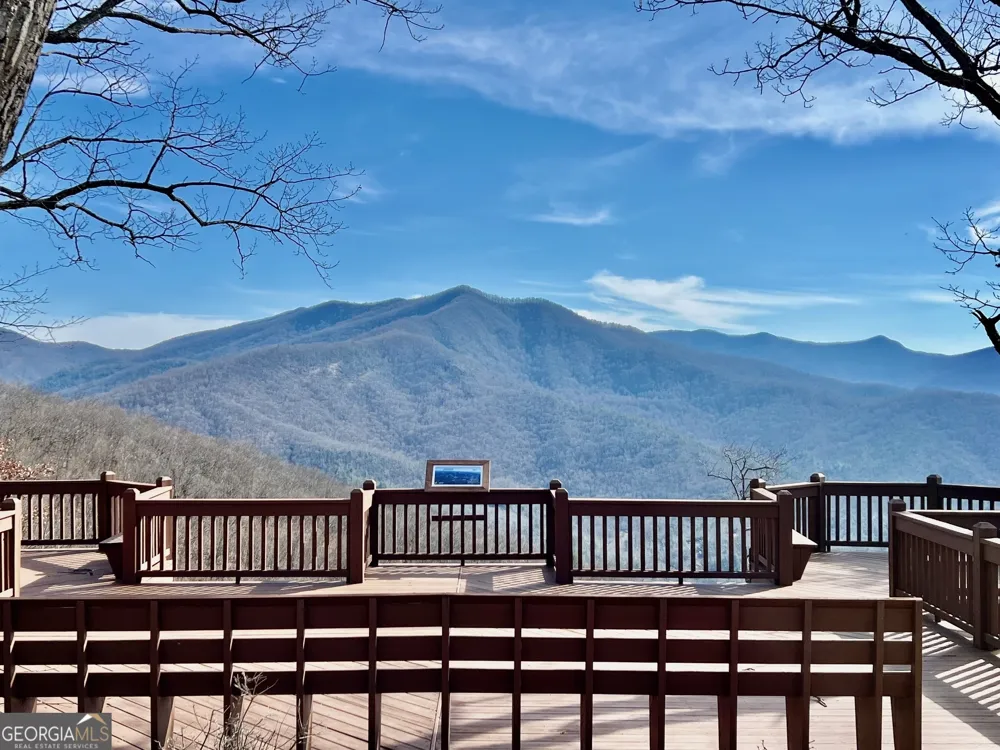 57 Rim Rock Young Harris, GA 30582