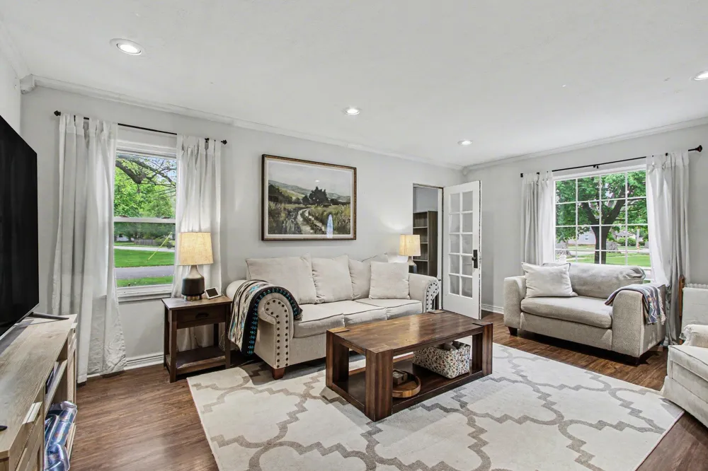 769 S Calumet Road Chesterton, IN 46304