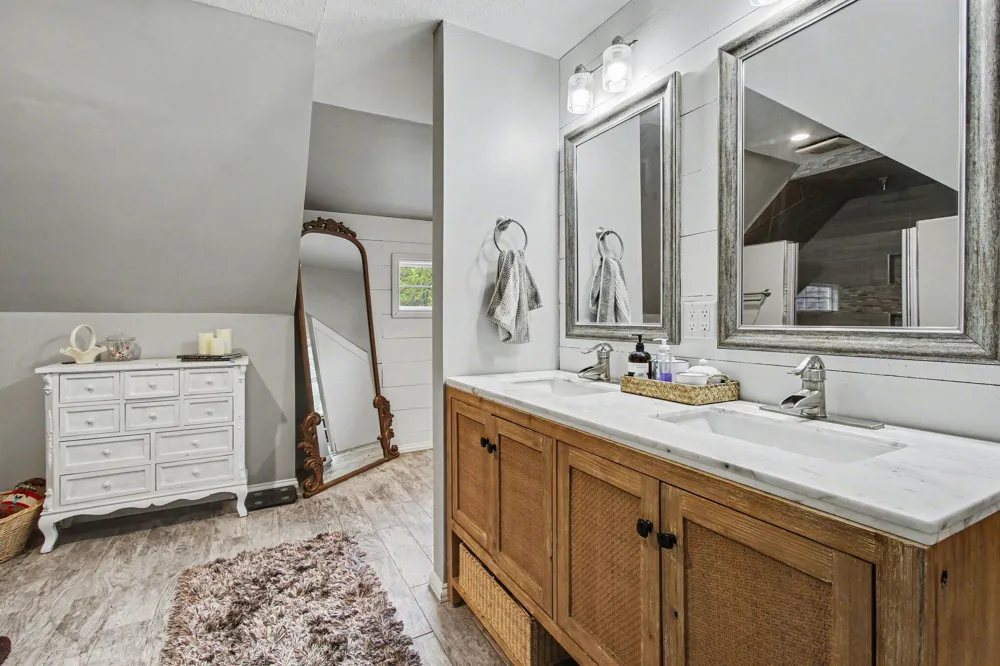 769 S Calumet Road Chesterton, IN 46304