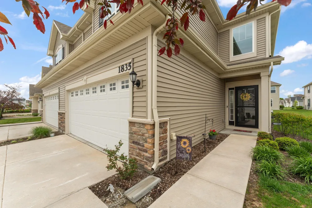 1835 E 110th Place Crown Point, IN 46307