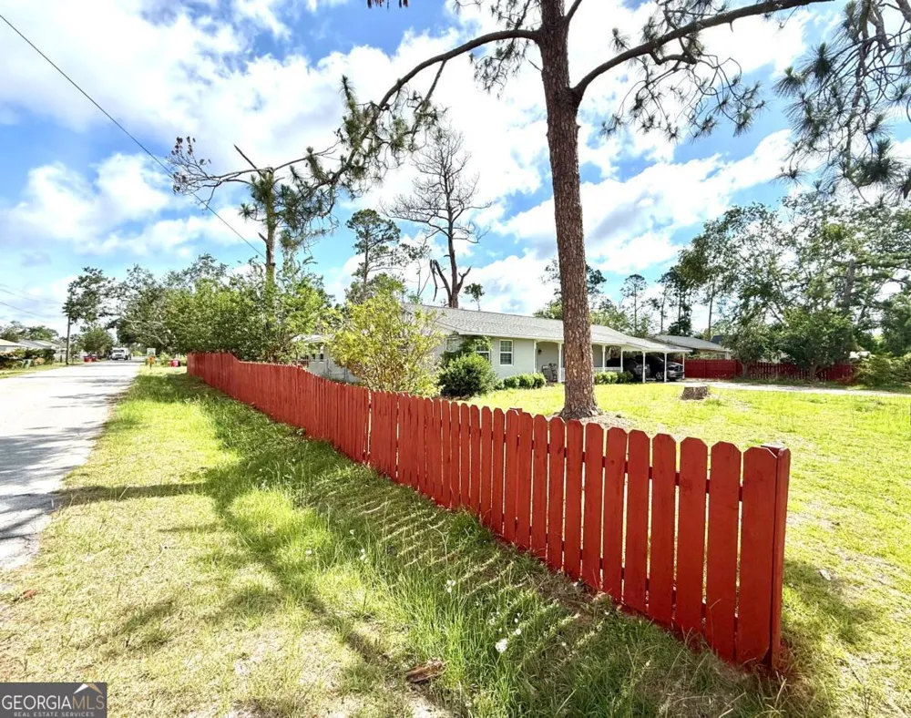 44 Kersey ST Hazlehurst, GA 31539