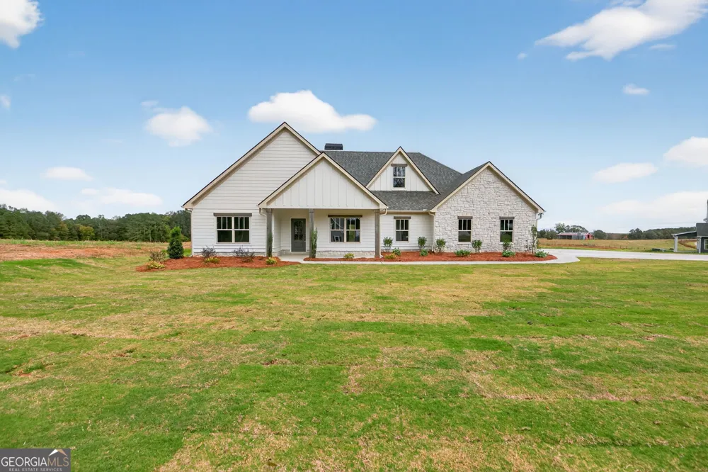 359 Gray RD Roopville, GA 30170
