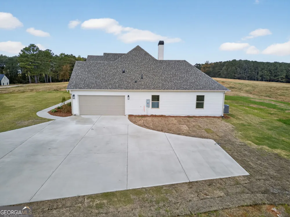 359 Gray RD Roopville, GA 30170