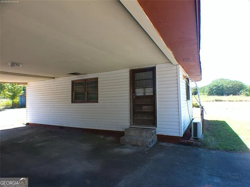 65 Long Station RD Aragon, GA 30104