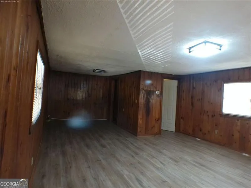 65 Long Station RD Aragon, GA 30104