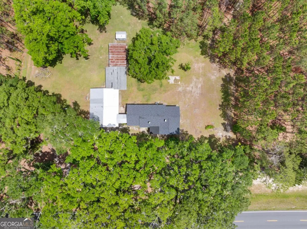2445 Wilma Edwards RD Ellabell, GA 31308