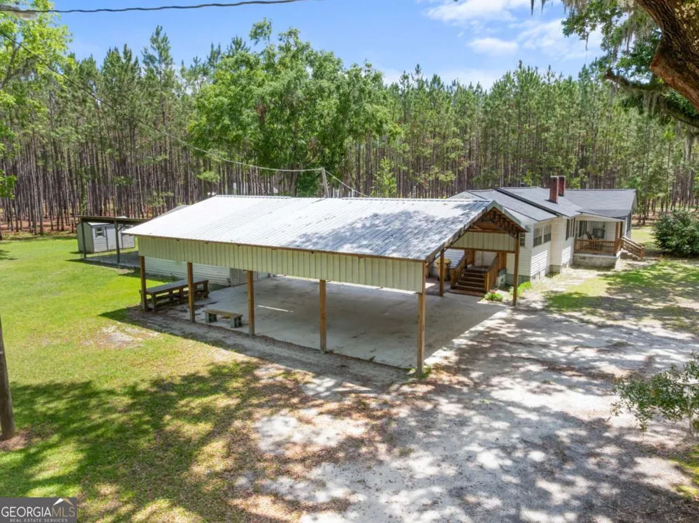 2445 Wilma Edwards RD Ellabell, GA 31308