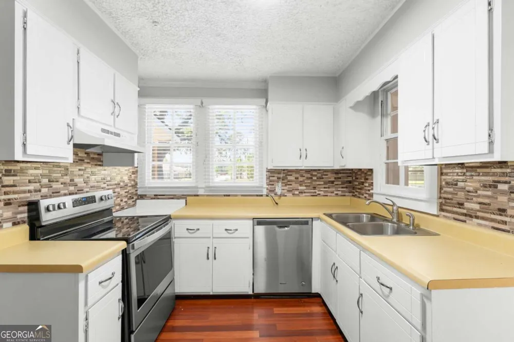 2445 Wilma Edwards RD Ellabell, GA 31308