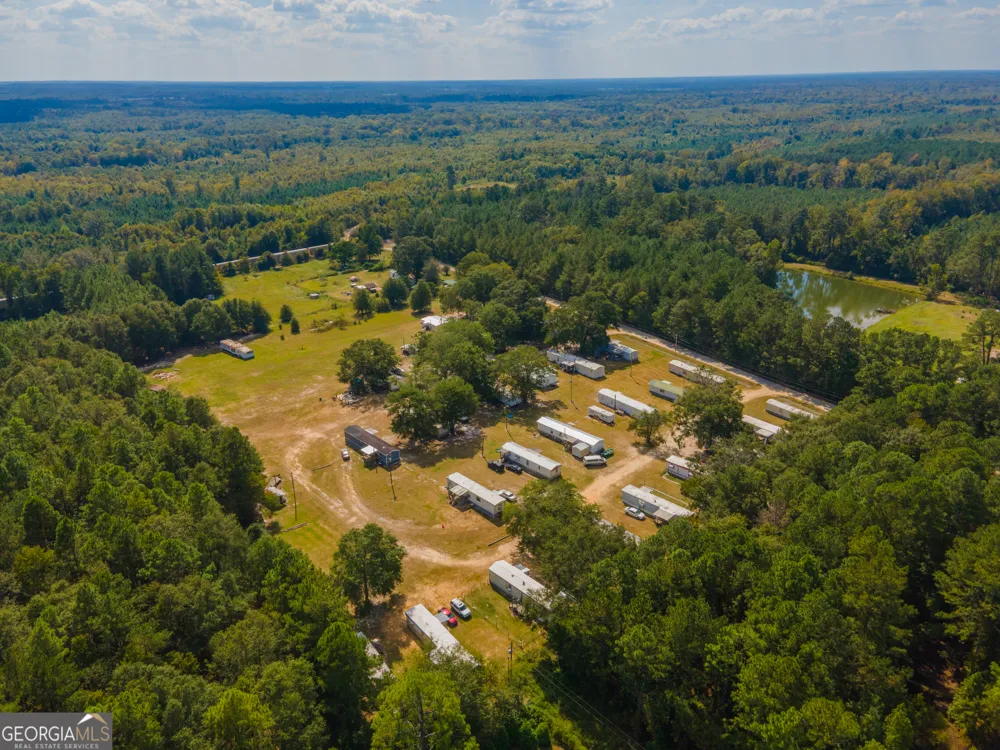 3023 Finch RD Millen, GA 30442